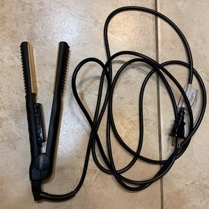 Kresso 1” Flat Iron